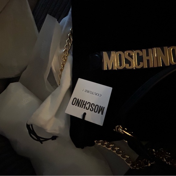 MOSCHINO BLACK VELVET CROSSBODY - Picture 2 of 5